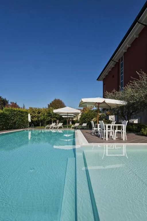 Vialeromadodici Rooms & Apartments
