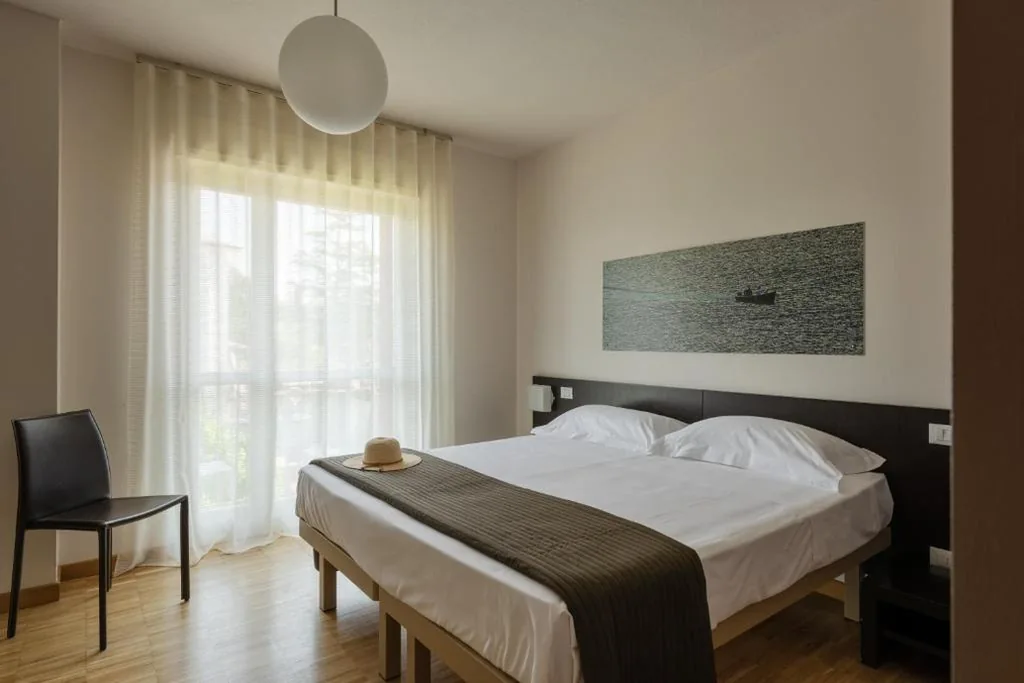 Vialeromadodici Rooms & Apartments