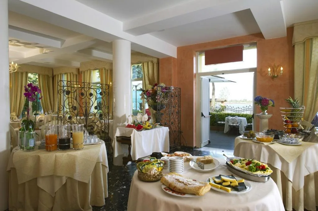 Viktoria Palace Hotel — foto 5