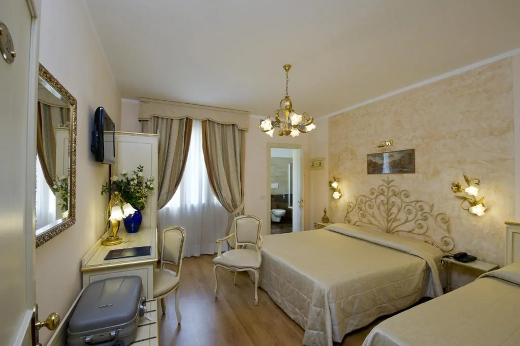 Viktoria Palace Hotel — foto 7