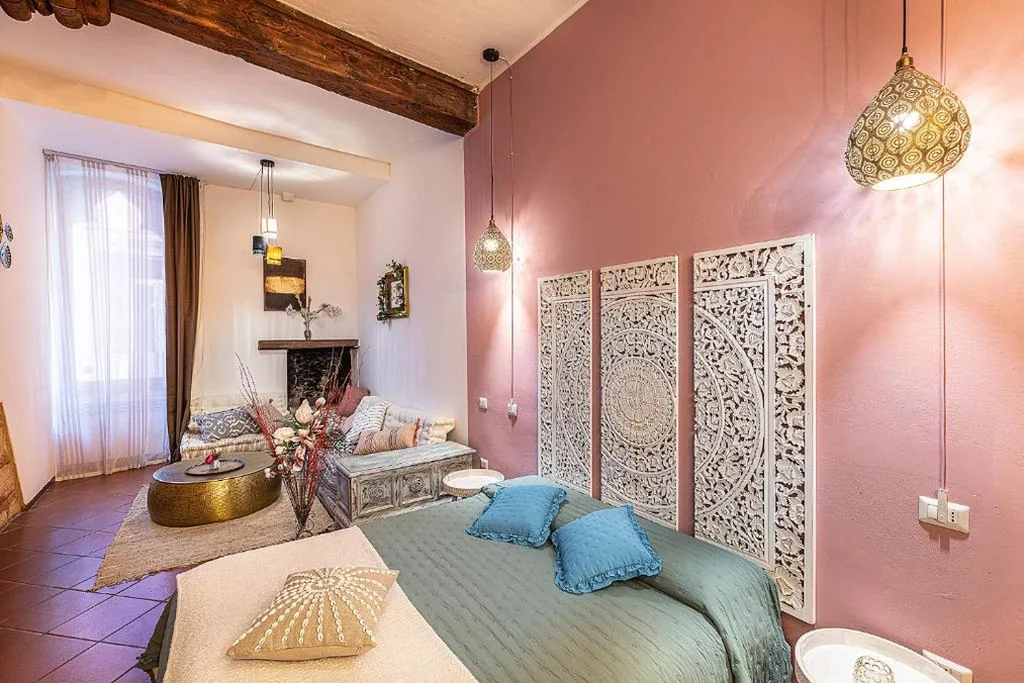 White & Gold Suite Verona