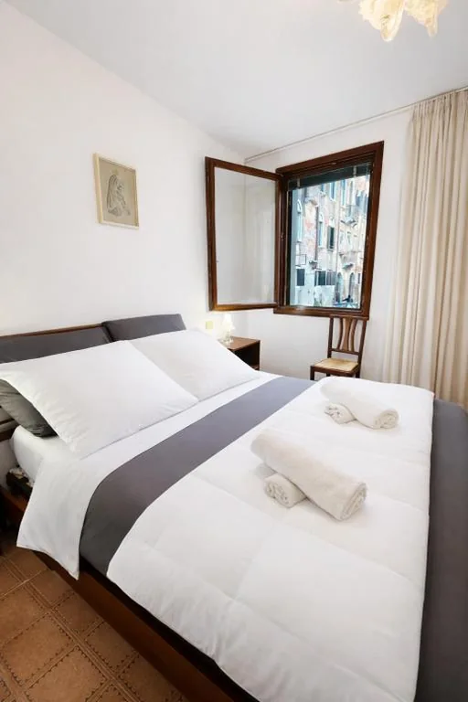 Zen Accommodations Canal view — foto 7