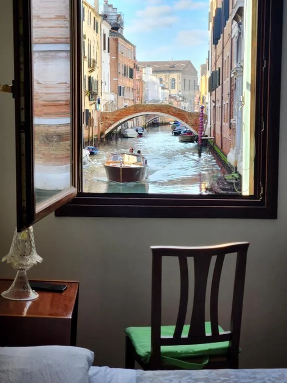 Zen Accommodations Canal view — foto 8