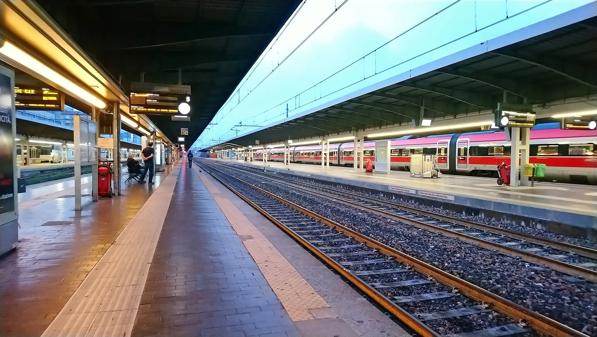 La stazione di Venezia Mestre in terraferma, con i treni per Santa Lucia