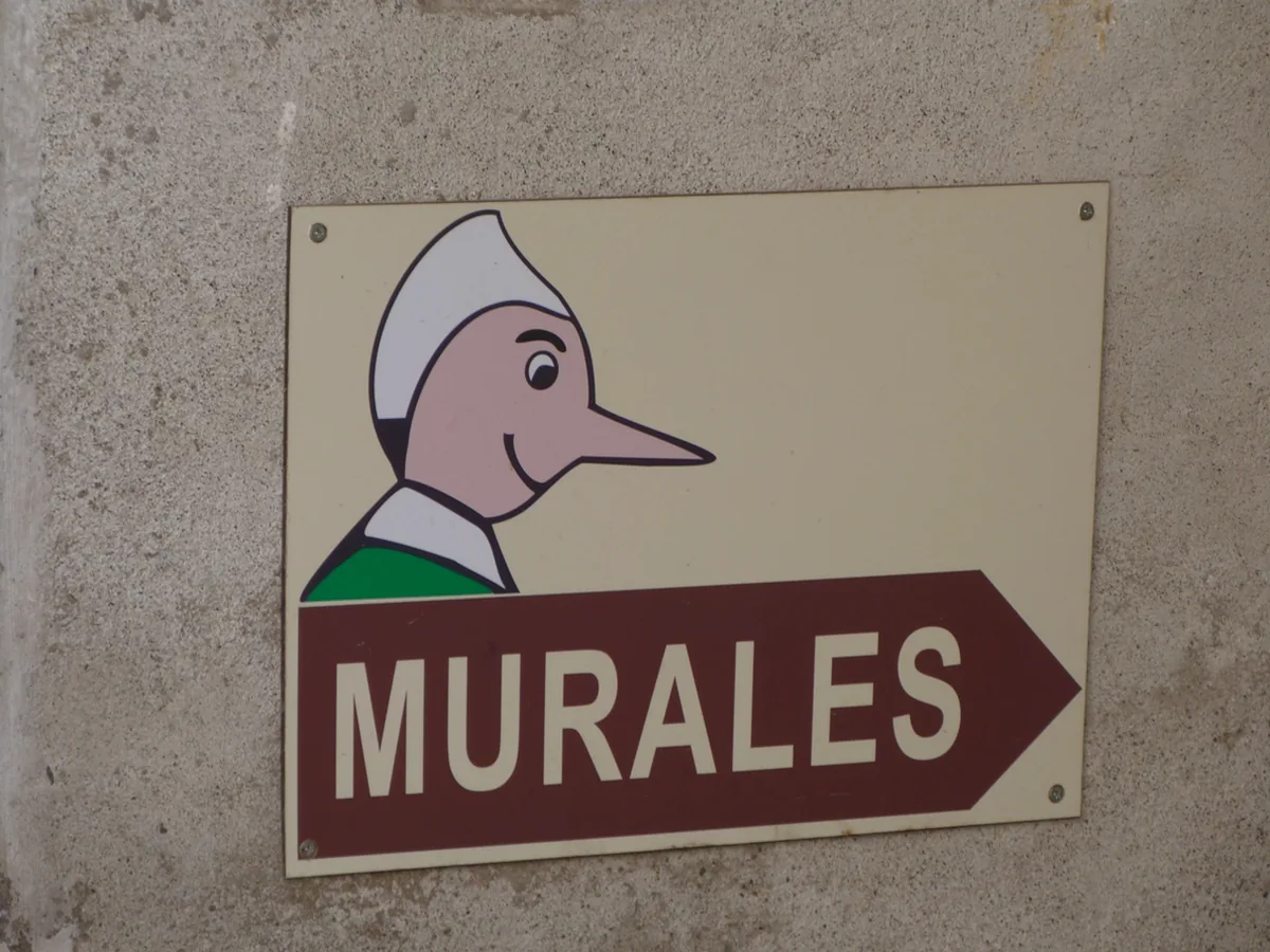 Vernante, il borgo dei murales di Pinocchio vicino a Limone Piemonte