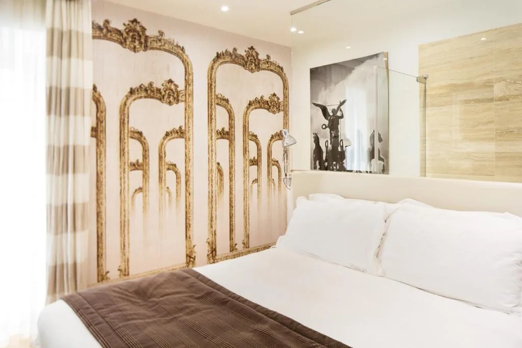Via Del Corso Home Roma