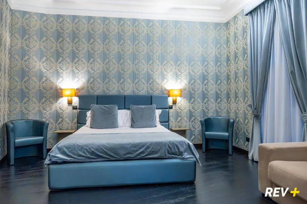 Via Veneto Suites