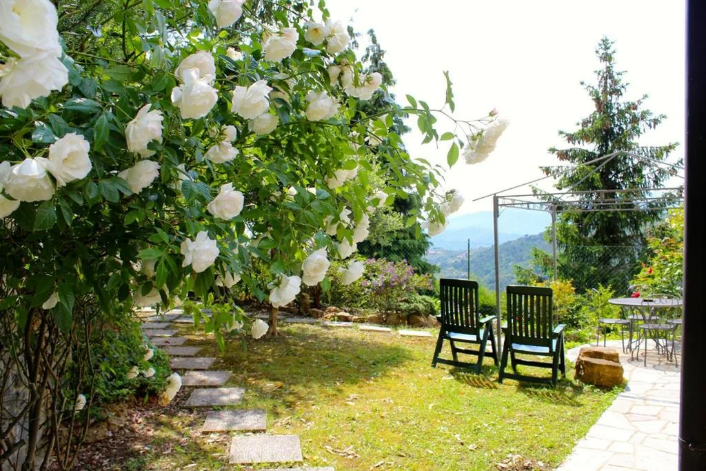 Sea-View Villa — SB Bed & Breakfast