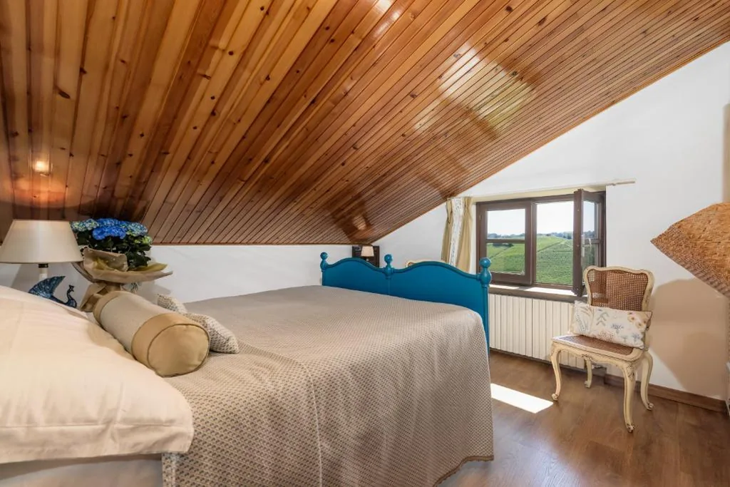 Villa Edy Barbaresco con piscina per gruppi e famiglie