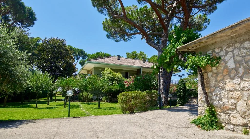 Villa Luisa B&B