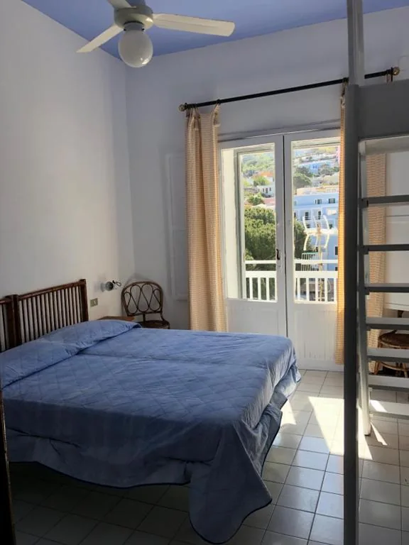 VisitPonza – Palazzetto Azzurro