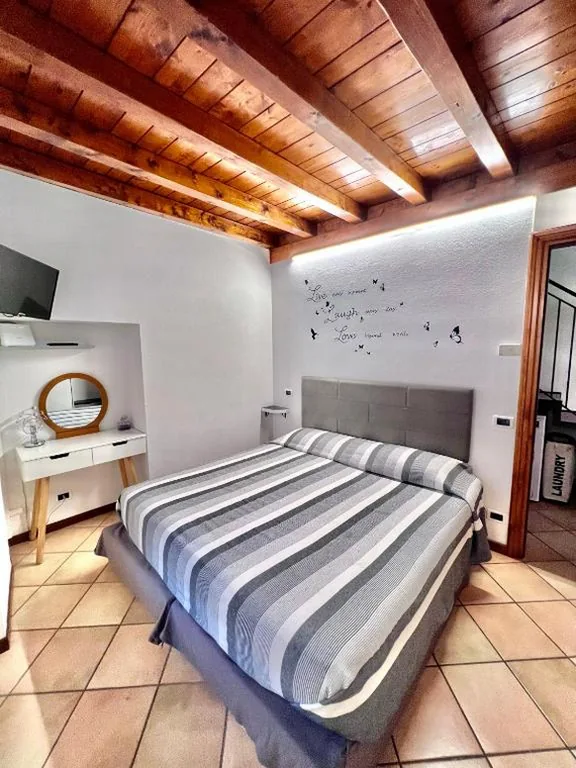 Vittoria Holiday House Stresa