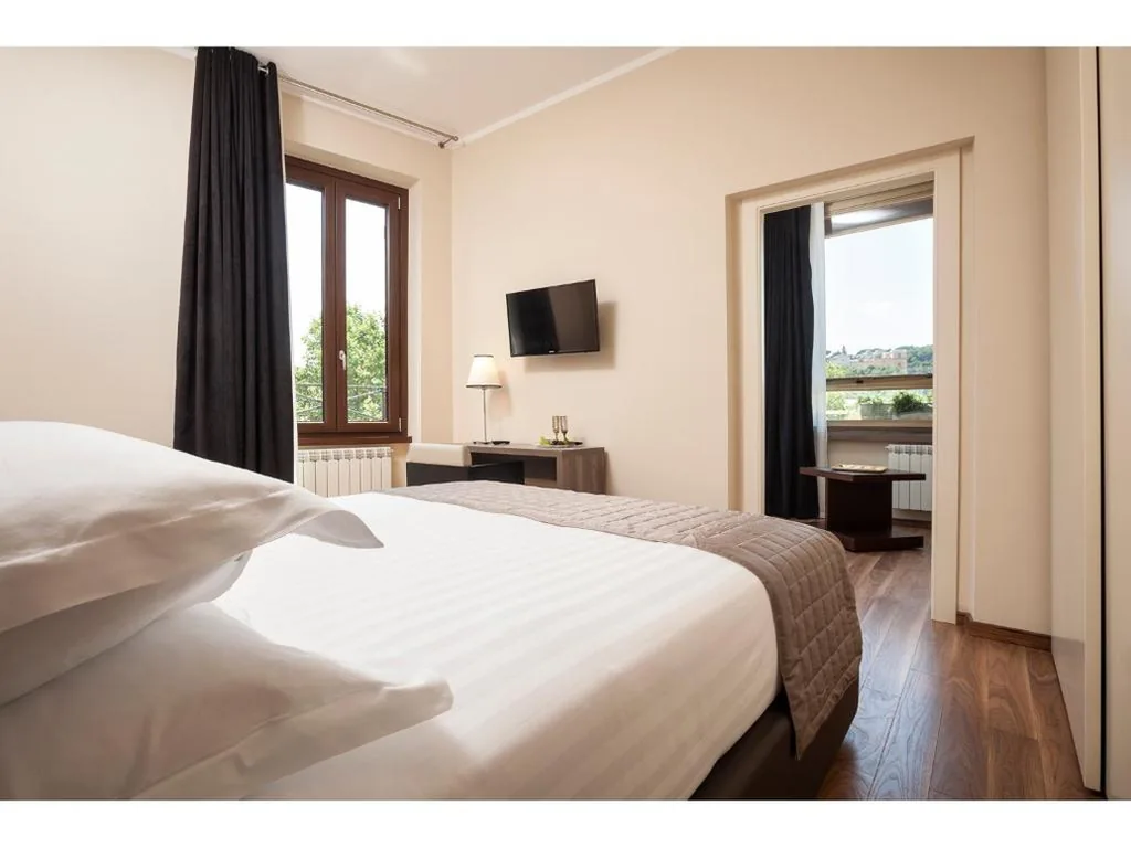 Window On Rome — foto 6
