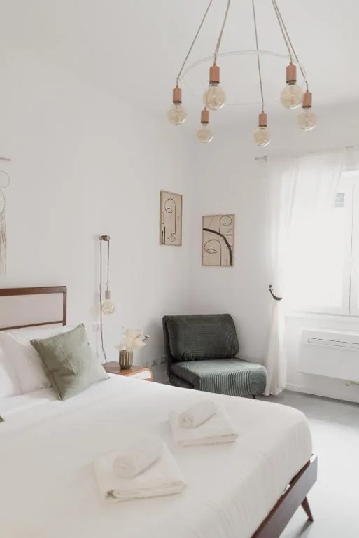 Zoe Vatican rooms